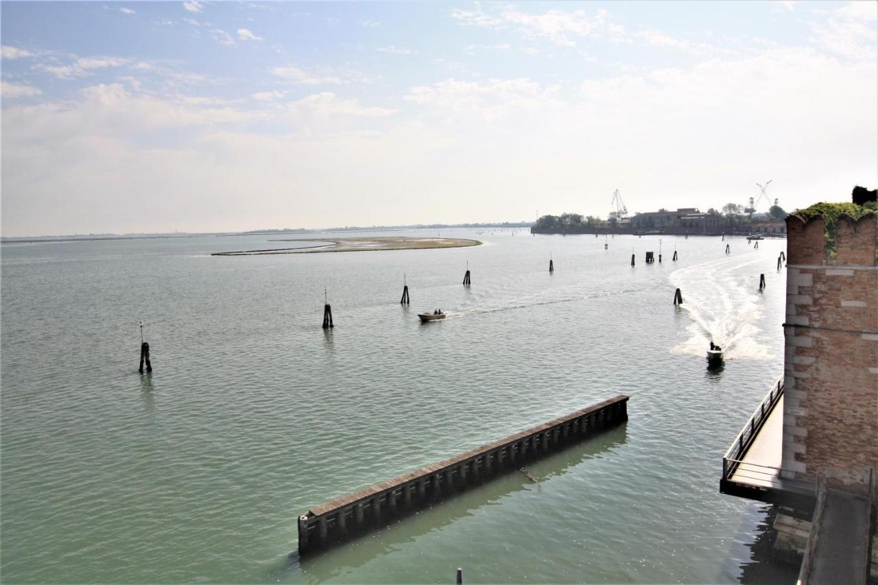 Ca' Monica Panoramic-Canal View, Biennale Velence Kültér fotó